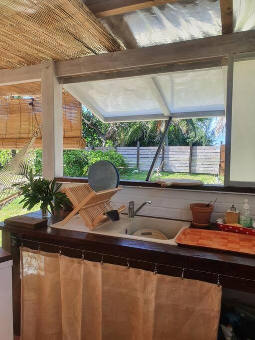 Breeze Ocean Bungalow Moorea Bagian luar foto